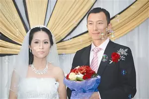 举重冠军石智勇和廖辉_举重队石智勇_举重冠军石智勇wocao