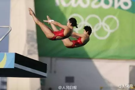 举重冠军石智勇和廖辉_举重队石智勇_举重冠军石智勇wocao